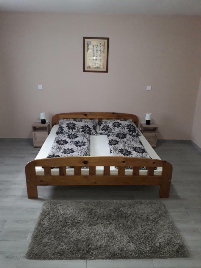 Aquatherma Apartman Sárospatak Exterior foto